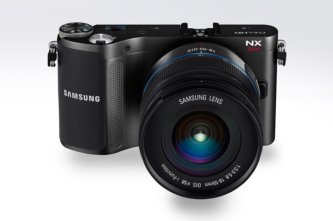 Samsung System Camera NX200