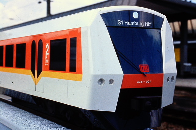 ドイツ・ハンブルク市 通勤電車